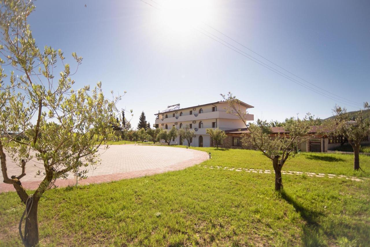 Hotel San Pietro Martin Fushe-Drac Exterior photo